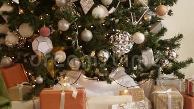 关闭圣诞礼盒和装饰圣诞树。 圣诞节庆祝概念。
